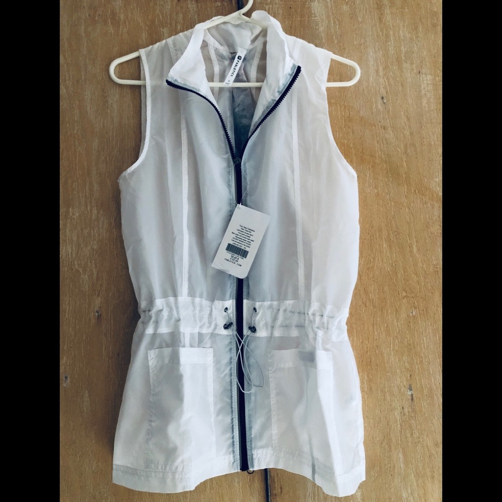Fabletics windbreaker vest